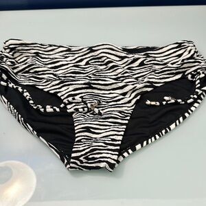 NWOT Time and Tru Bikini Bottoms